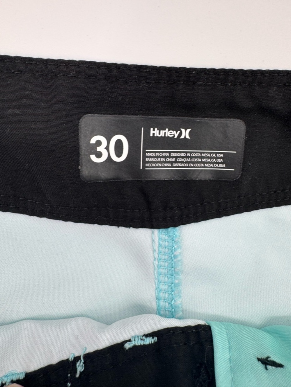 Hurley Men’s Aqua Board Shorts with Navy and Yellow Stripe Band size 30 - Picture 5 of 5